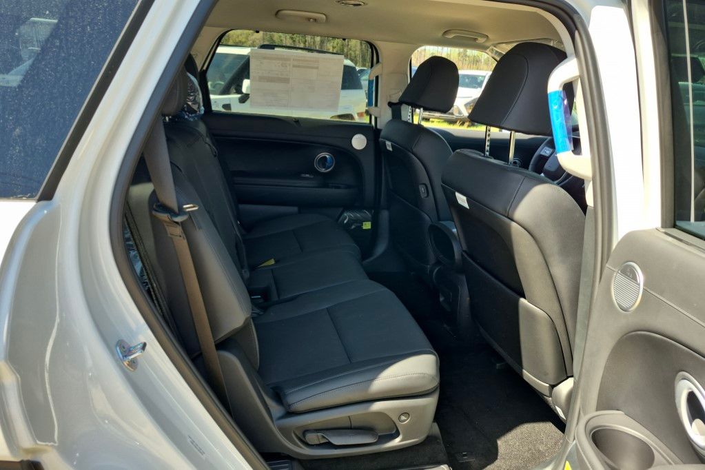 New 2027  Hyundai Blue SEL image 19