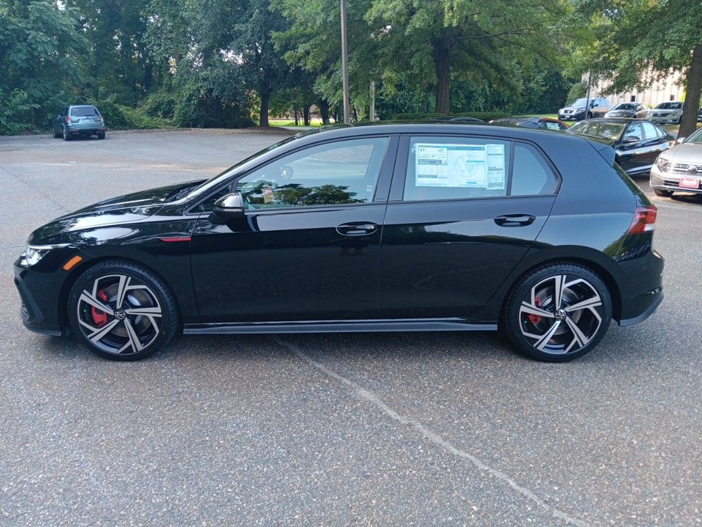 2024 Volkswagen Golf GTI 2.0T SE 2