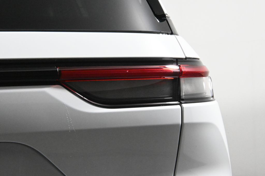 Thumbnail: 2024 Jeep Grand Cherokee - 14