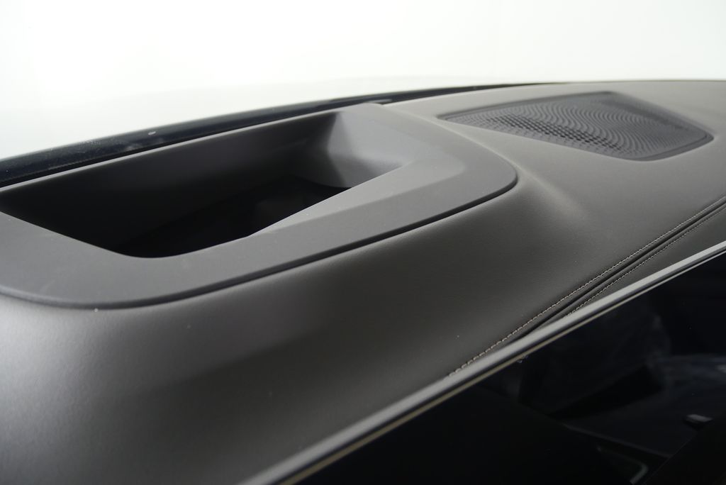 Thumbnail: 2026 BMW X5 - 18