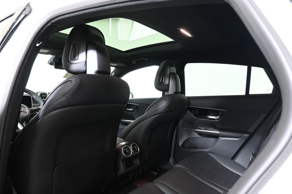 Thumbnail: 2026 Mercedes-Benz GLC - 25