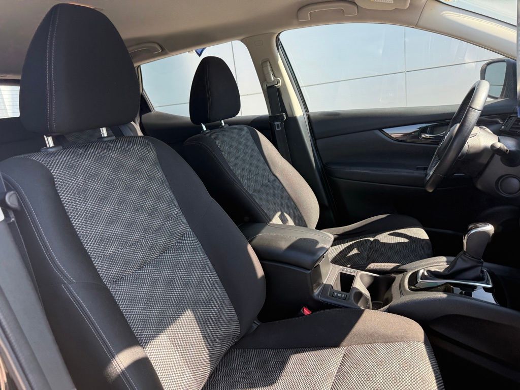 2020 Nissan Rogue Sport SV