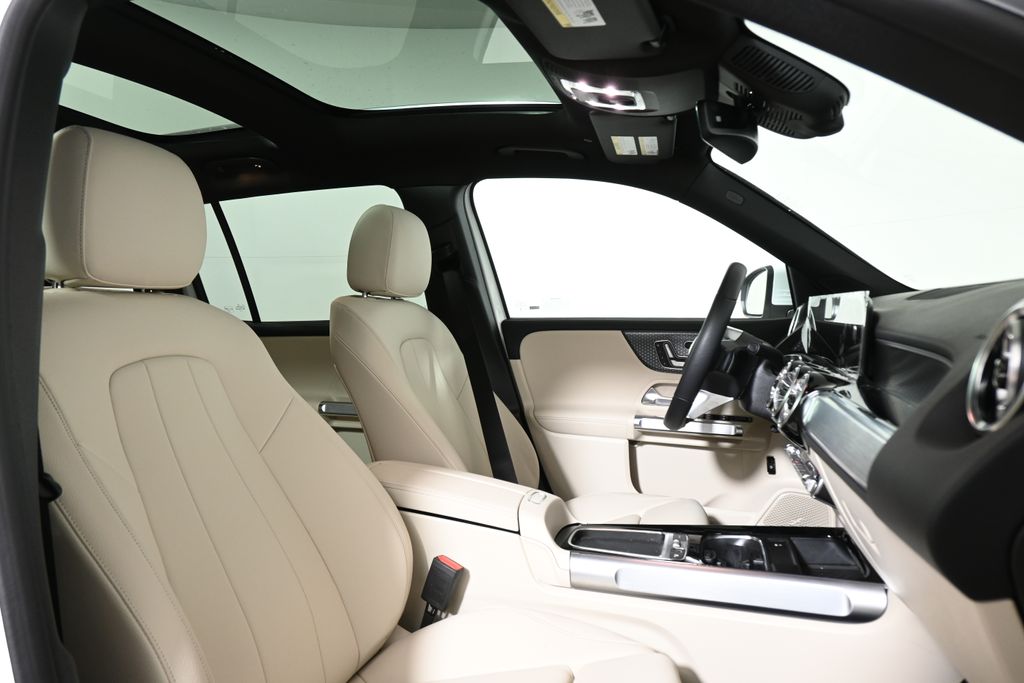 Thumbnail: 2026 Mercedes-Benz GLB - 27