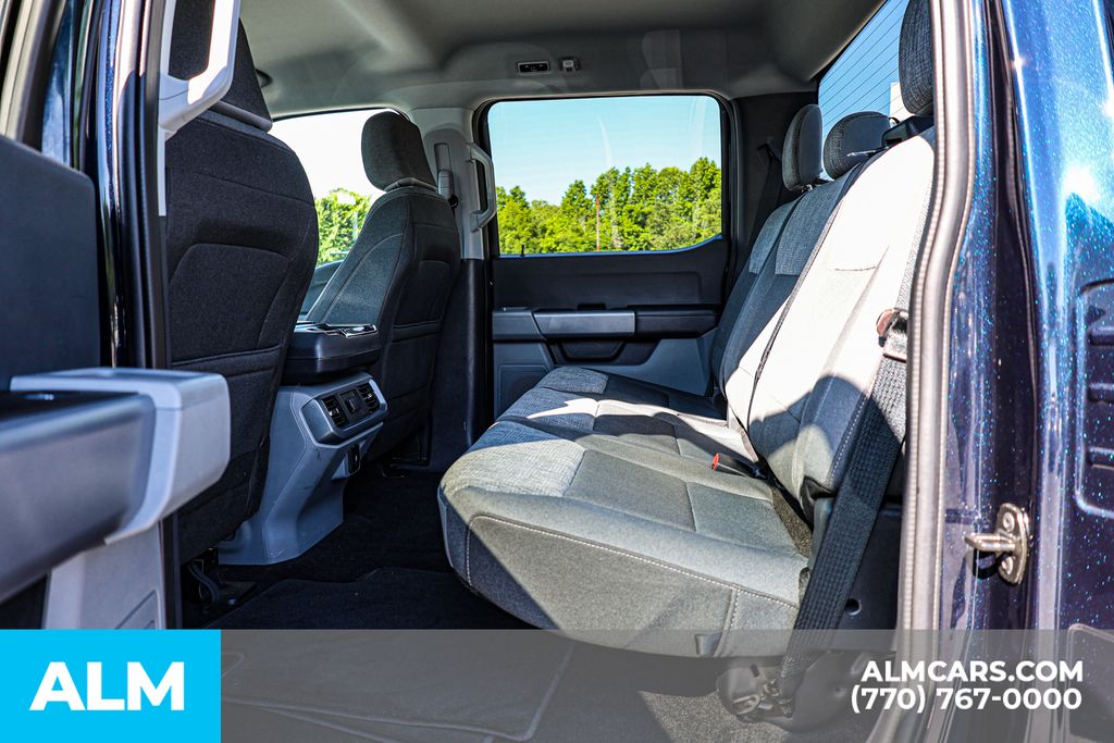Used 2022 Blue Ford XLT image 19