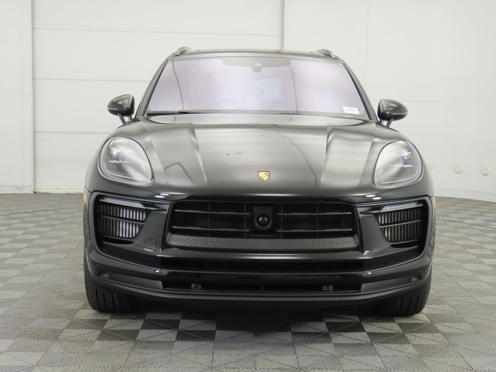 Thumbnail: 2025 Porsche Macan - 10