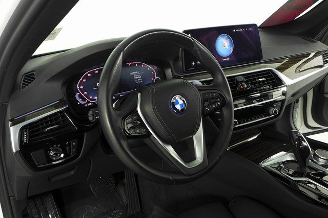 2022 BMW 5 Series 530e iPerformance 27