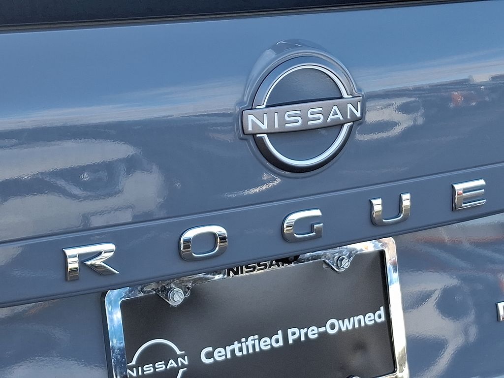 Thumbnail: 2022 Nissan Rogue - 32