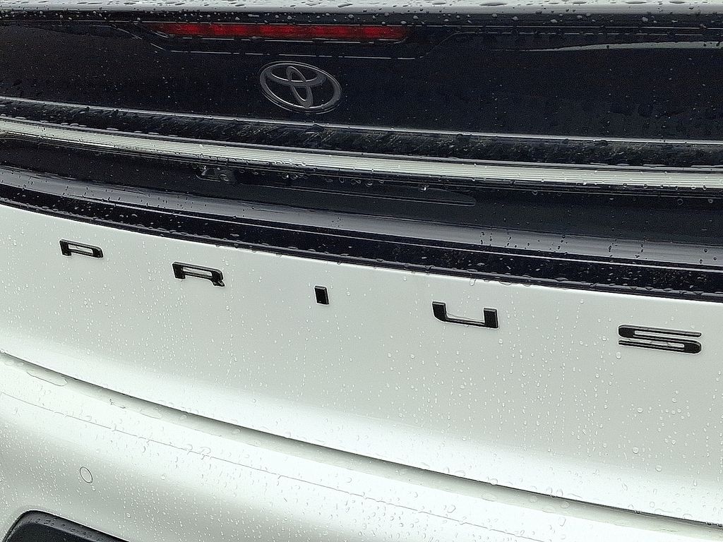 Thumbnail: 2026 Toyota Prius - 5