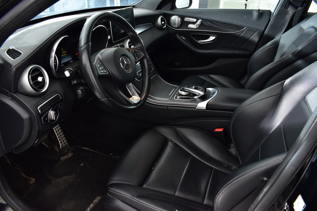 Thumbnail: 2016 Mercedes-Benz C-Class - 14