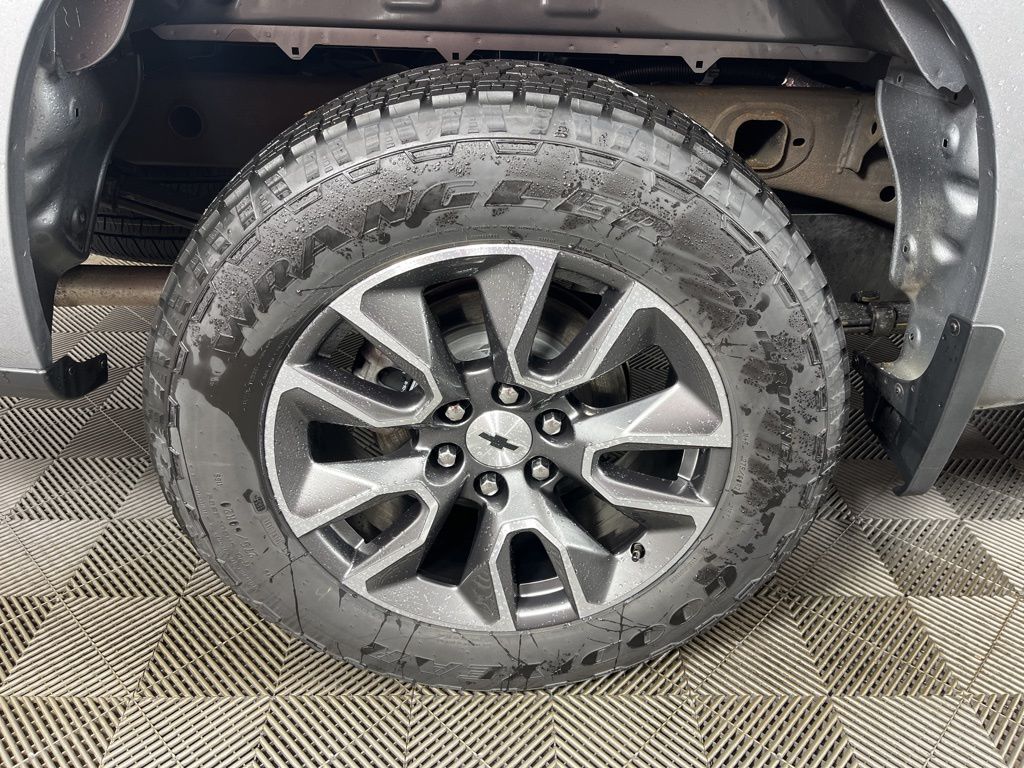 Thumbnail: 2024 Chevrolet Silverado 1500 - 10