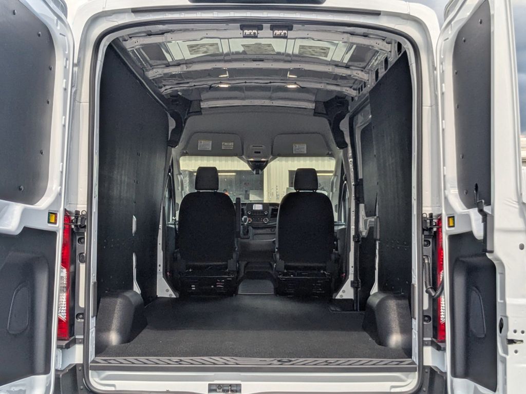 2025 Ford Transit-250 Cargo Van 