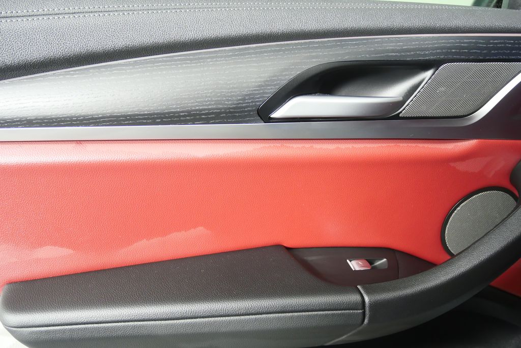 Thumbnail: 2023 BMW X4 - 14
