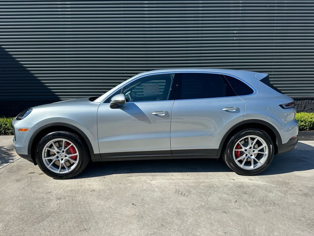 Thumbnail: 2026 Porsche Cayenne - 2