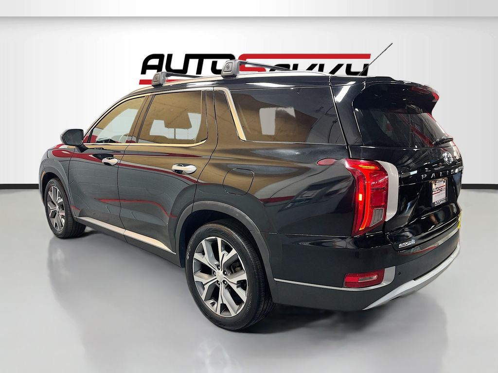 Used 2022 Abyss Black Pearl Hyundai SEL image 5