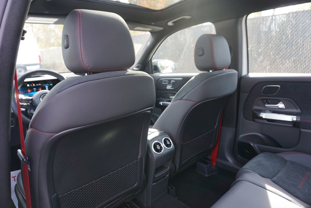 Thumbnail: 2026 Mercedes-Benz GLB - 15