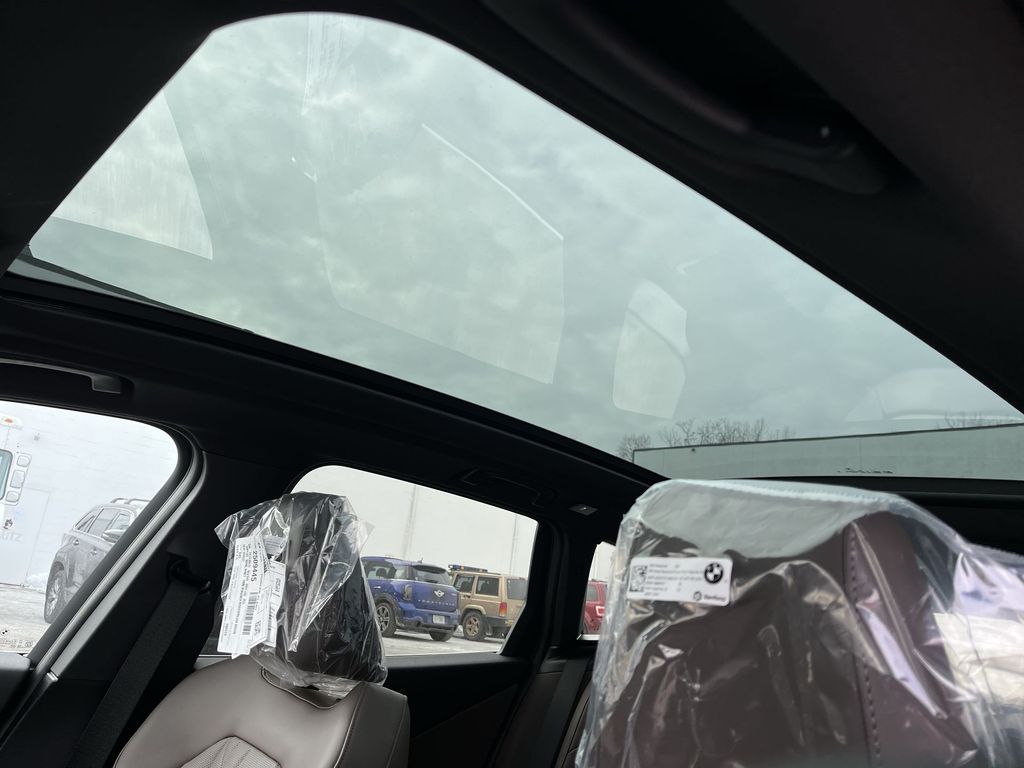 Thumbnail: 2026 BMW X3 - 21