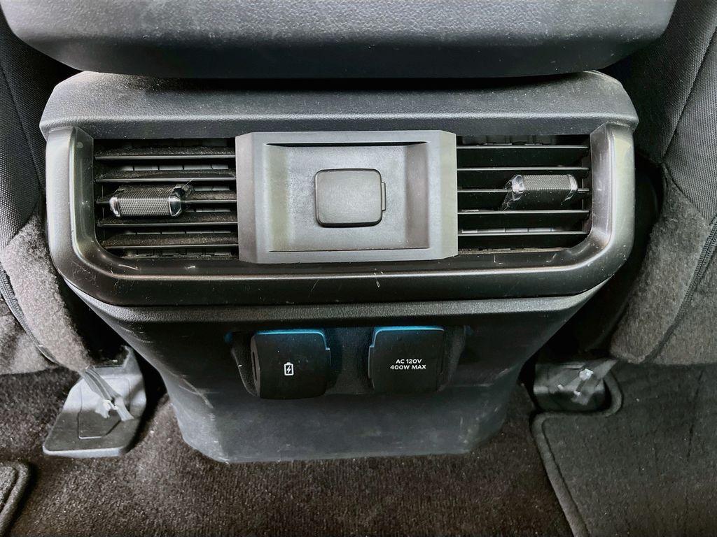 Used 2021 Gray Ford XLT image 26