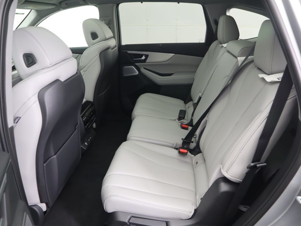 Thumbnail: 2026 Acura MDX - 23