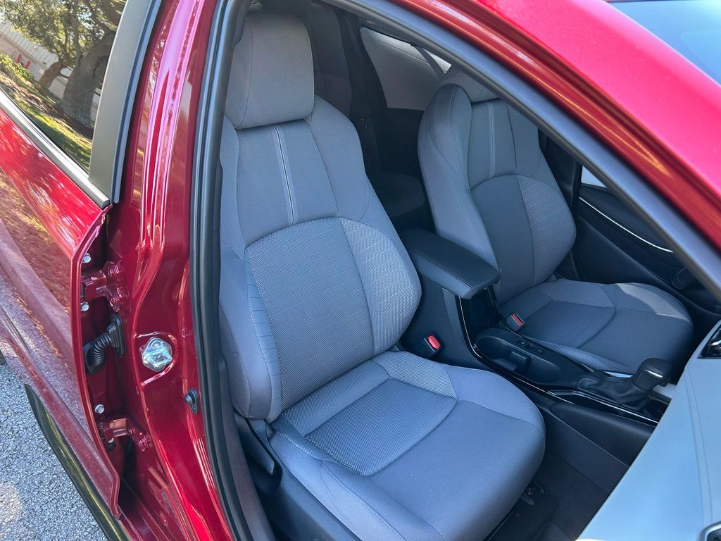 Thumbnail: 2025 Toyota Corolla - 15