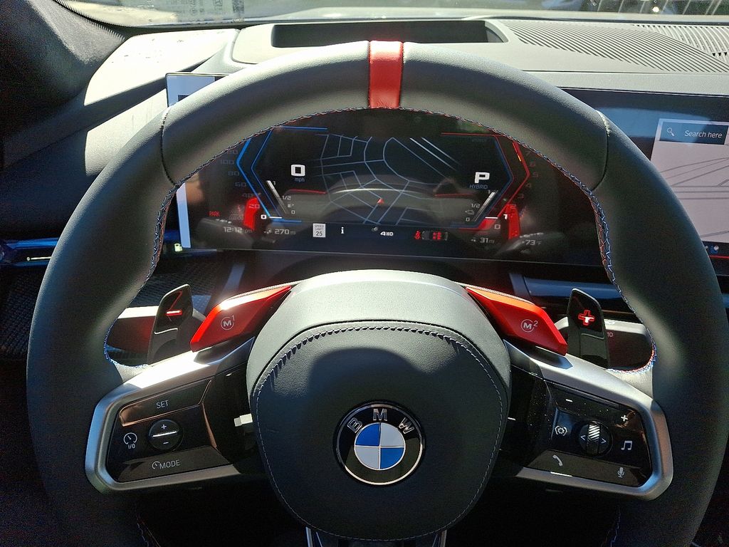 Thumbnail: 2026 BMW M5 - 9