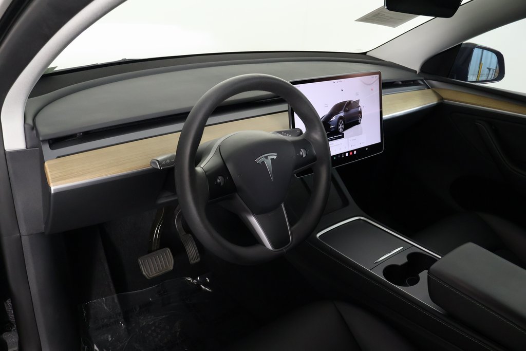 Thumbnail: 2024 Tesla Model Y - 7