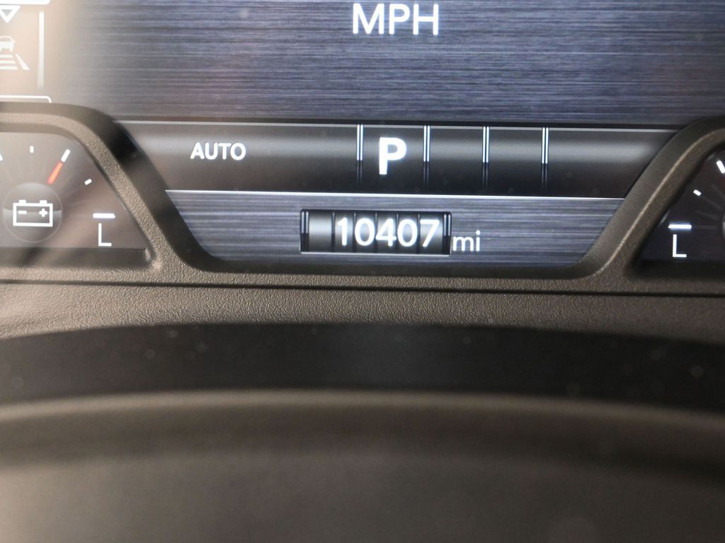 Used 2025 Diamond Black Crystal Pearlcoat Ram Big Horn/Lone Star image 35