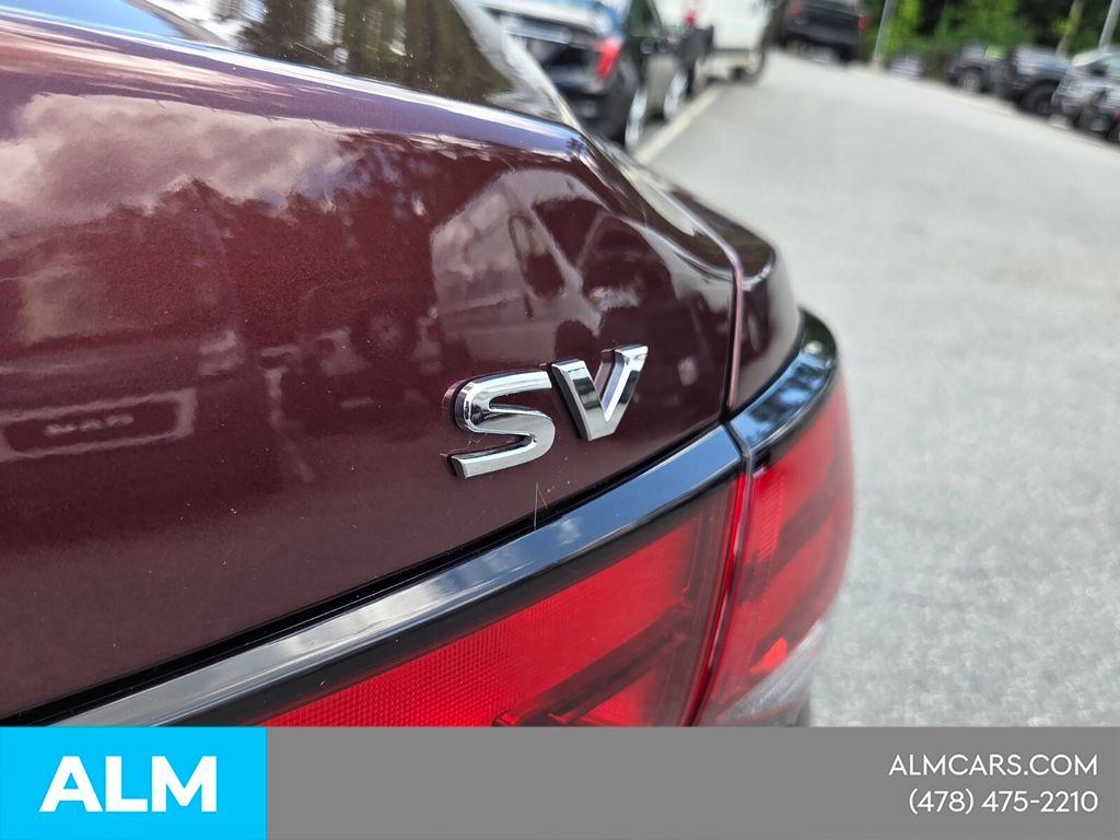 Used 2024 Red Nissan SV image 12