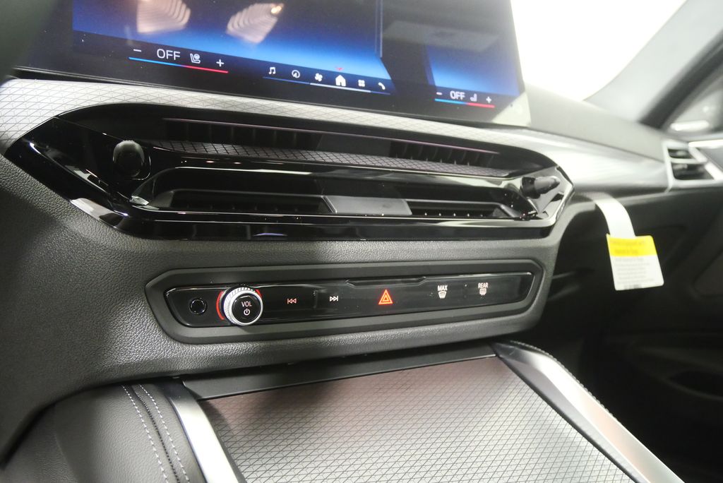 Thumbnail: 2026 BMW 4 Series - 21