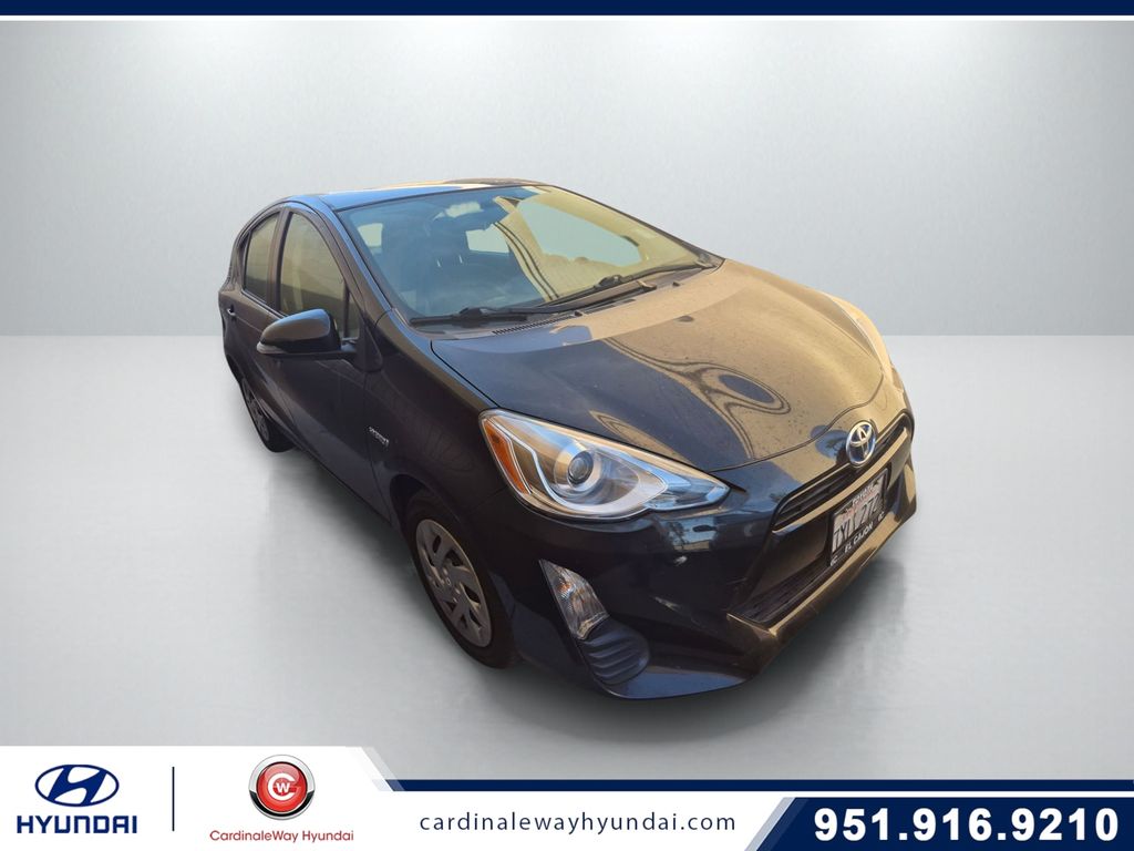 2016 Toyota Prius c Two