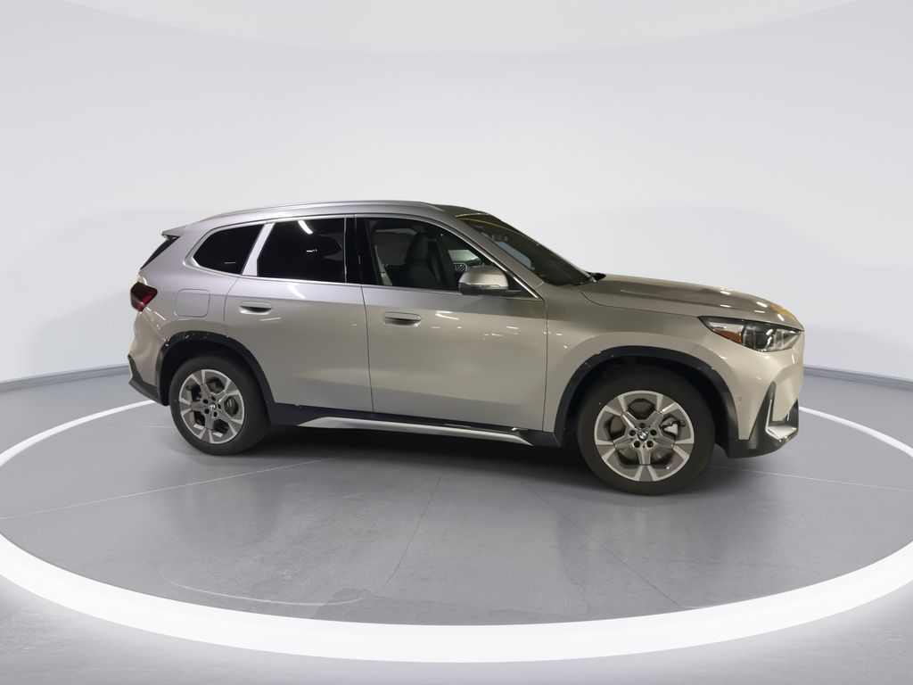 Thumbnail: 2026 BMW X1 - 9