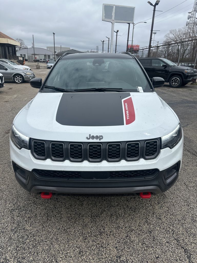 Bright White Clearcoat 2025 Jeep Compass Trailhawk 4WD SUV / Crossover Four-Wheel Drive 8-Speed Automatic