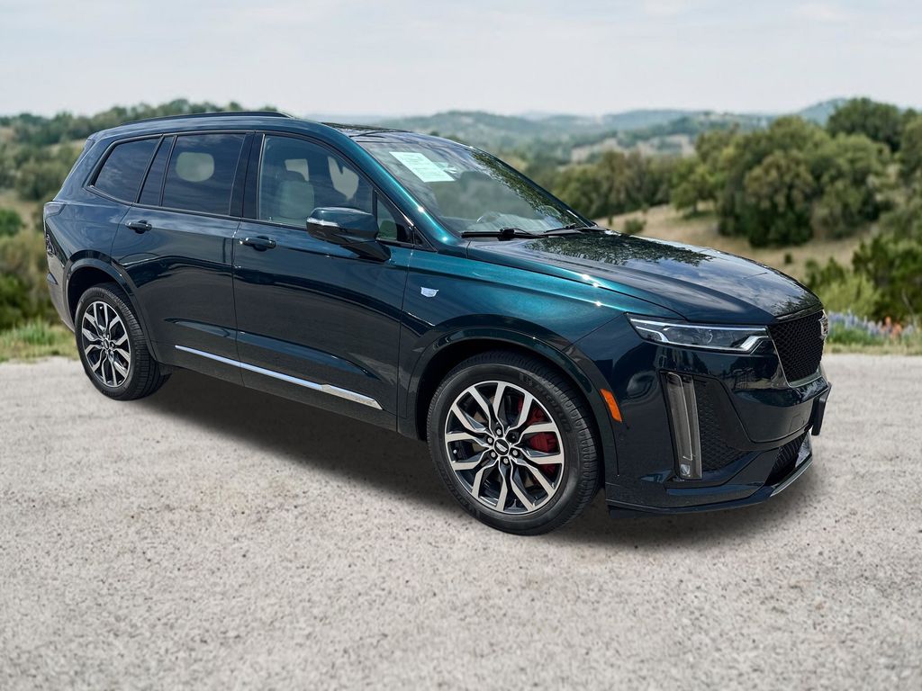 2025 Cadillac XT6