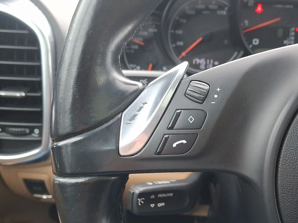 Thumbnail: 2014 Porsche Cayenne - 21