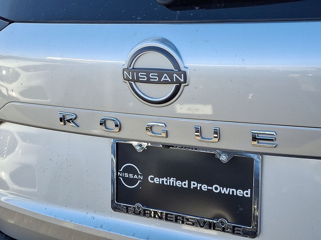 Thumbnail: 2023 Nissan Rogue - 30