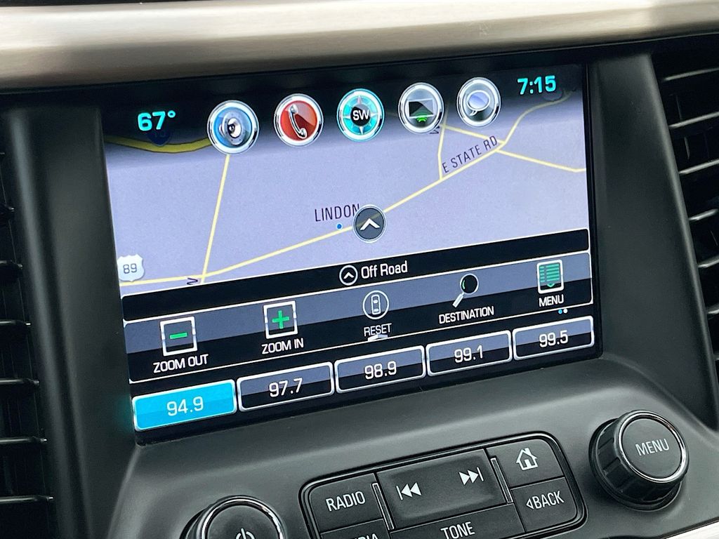Used 2019 Silver GMC Denali image 13