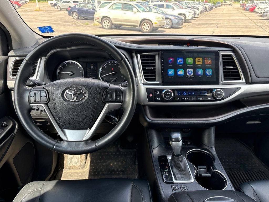 Used 2016 Toyota Highlander SUV