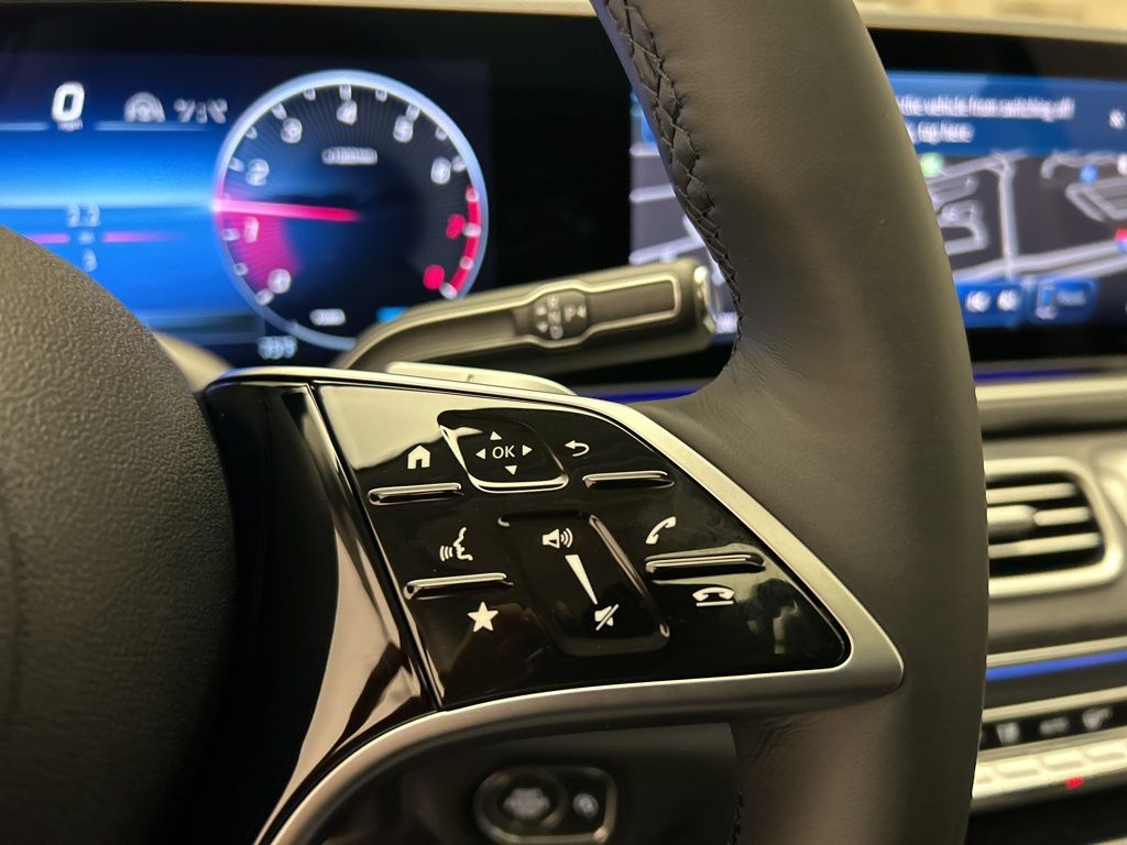 Thumbnail: 2025 Mercedes-Benz GLE - 15