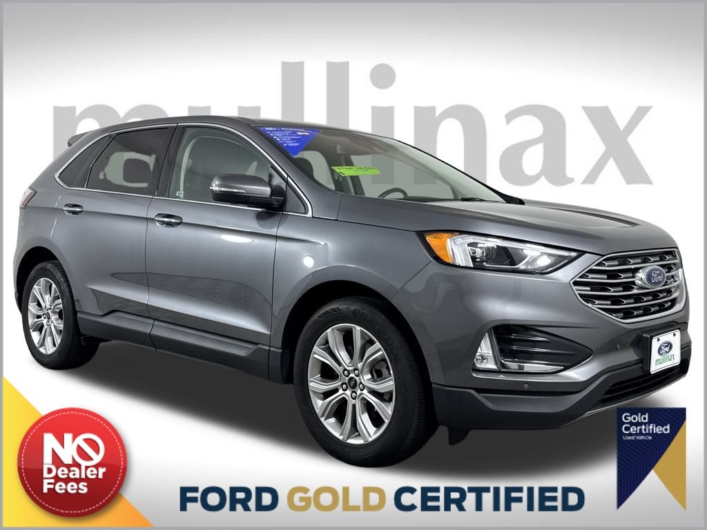 2024 Ford Edge Titanium's photo