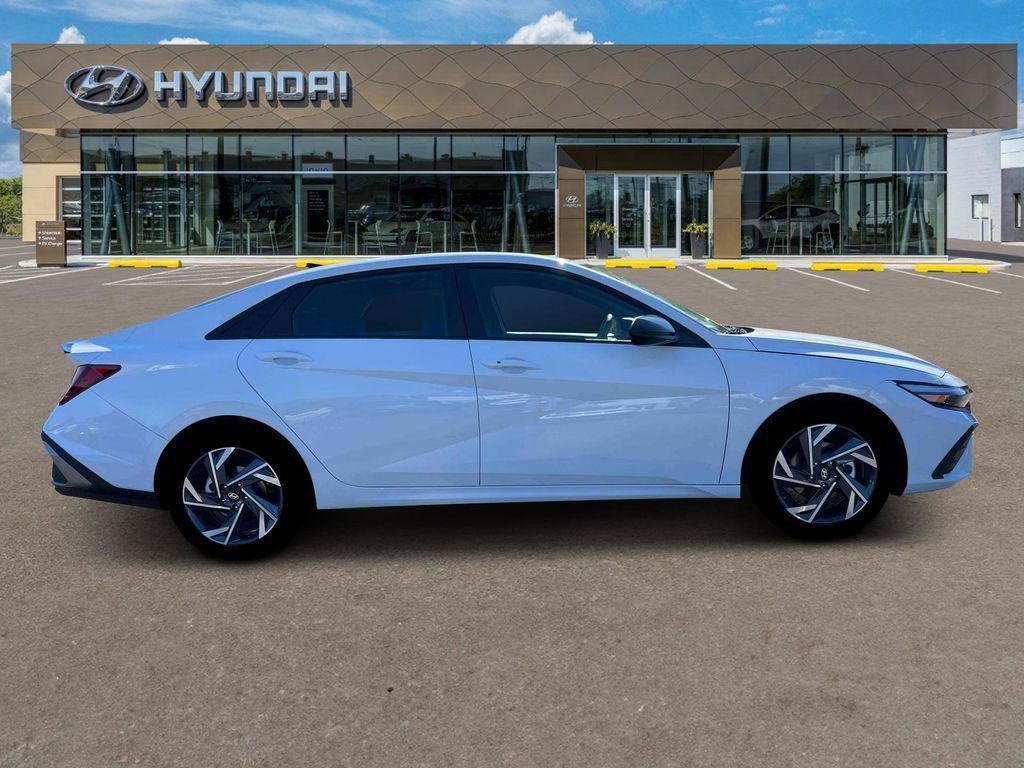 New 2025 Hyundai Elantra SEL Sport New 2025 Hyundai Elantra SEL Sport