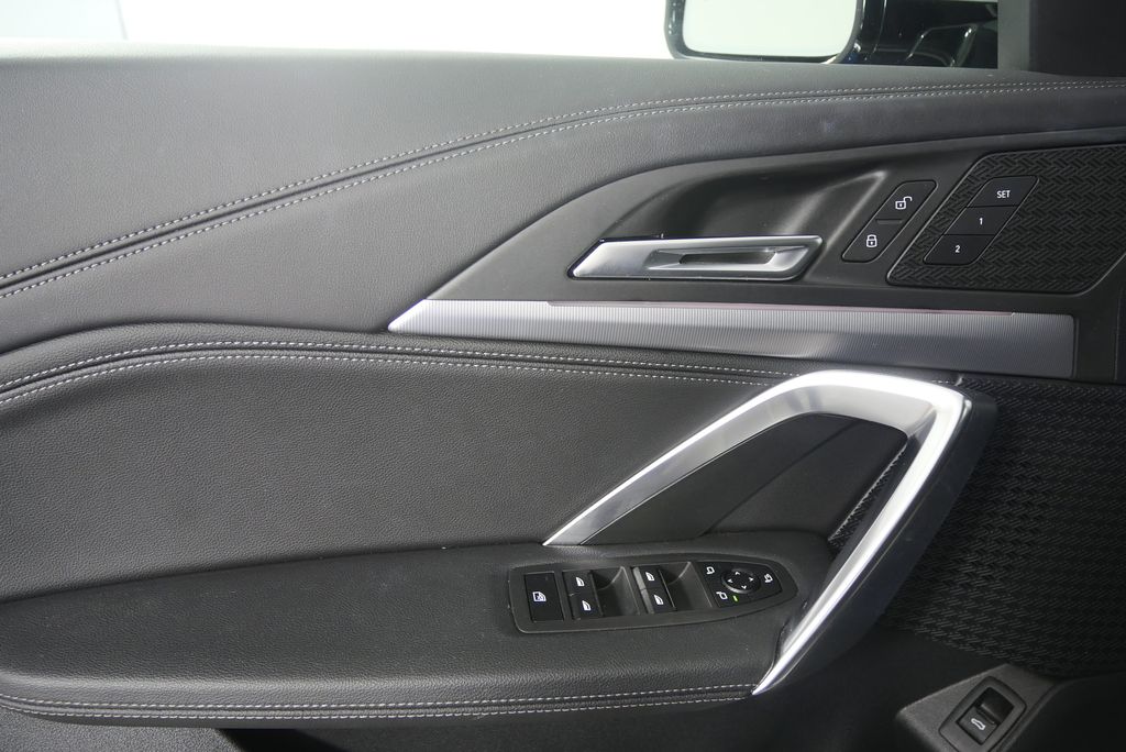 Thumbnail: 2023 BMW X1 - 8