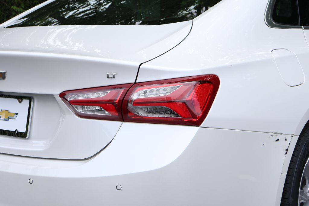 Thumbnail: 2019 Chevrolet Malibu - 9