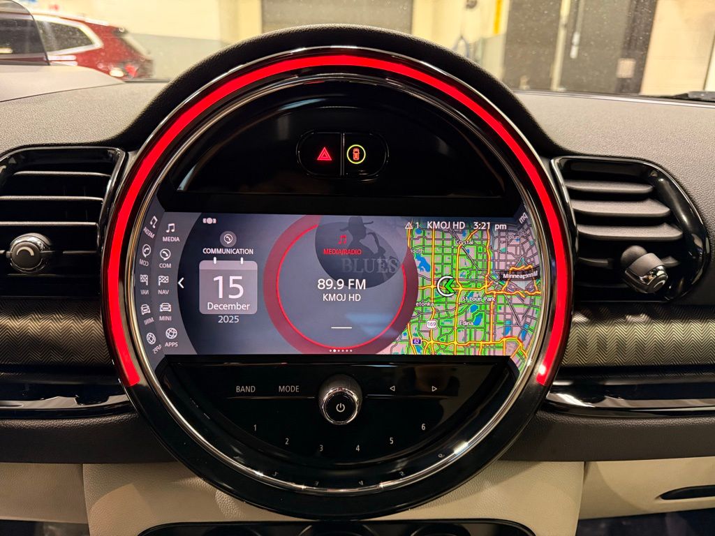 Thumbnail: 2022 MINI Cooper Clubman - 16