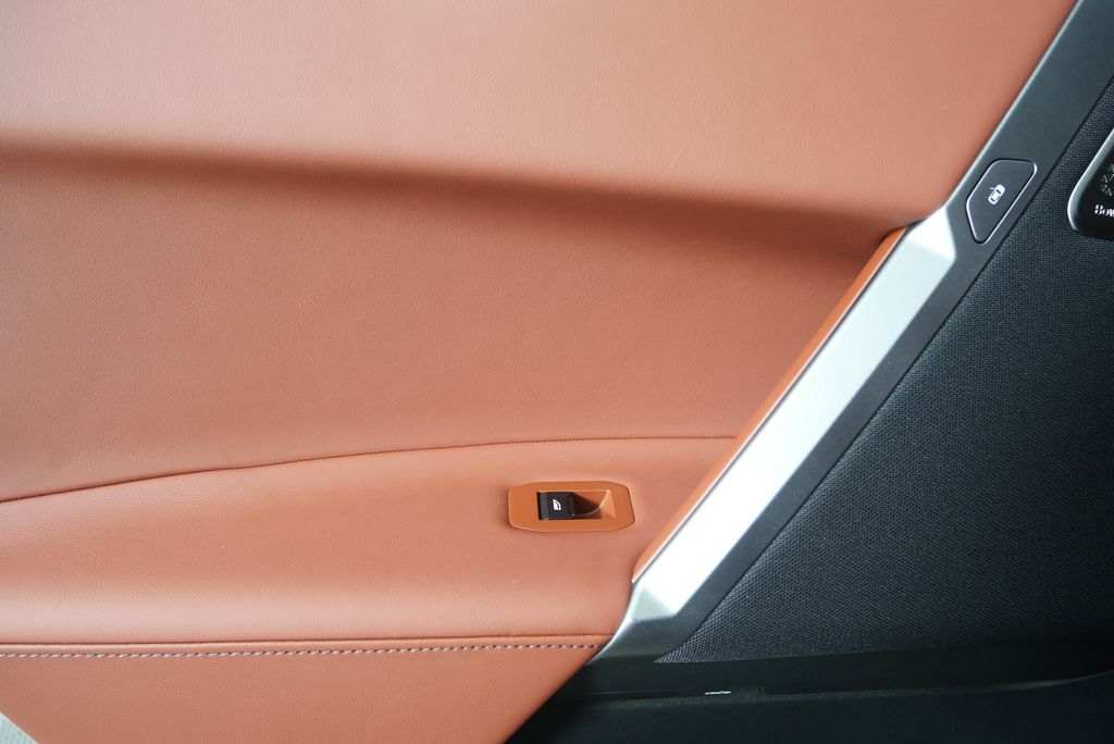 Thumbnail: 2026 BMW iX - 14