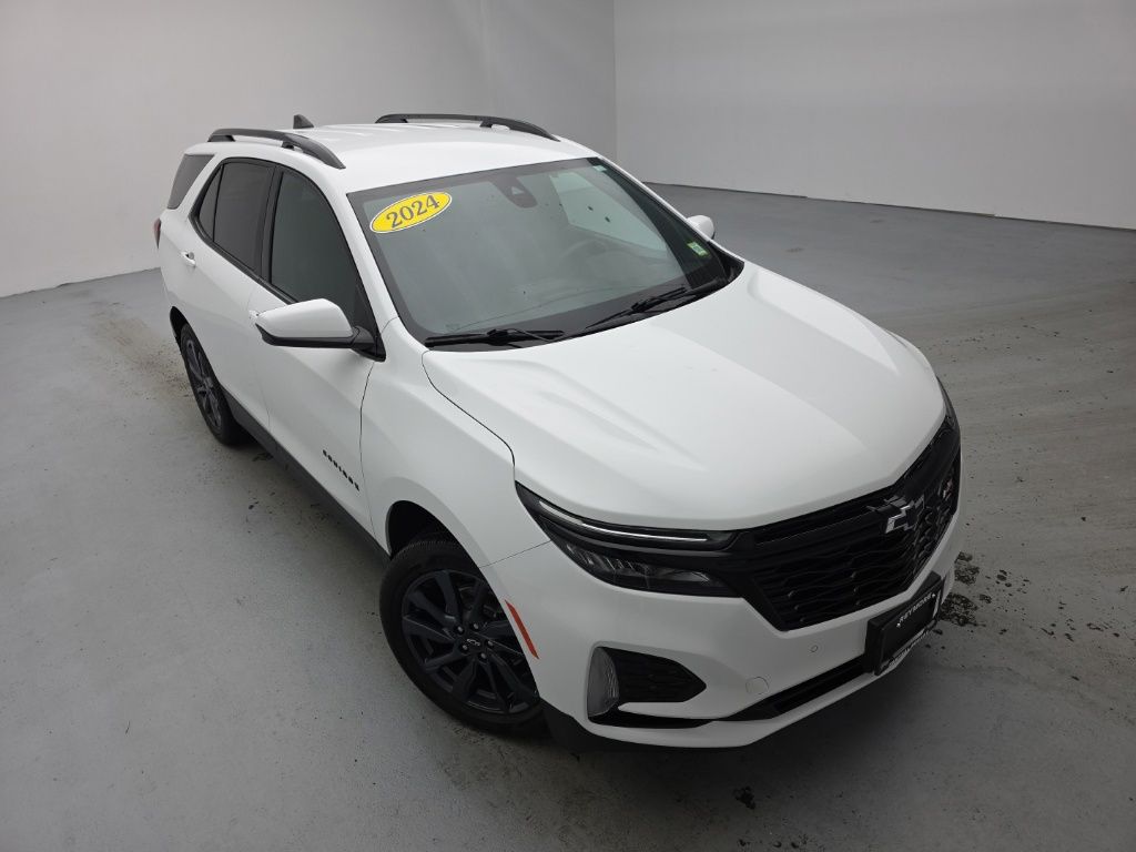 Summit White 2024 Chevrolet Equinox SUV / Crossover Four-Wheel Drive 6-Speed Automatic Overdrive