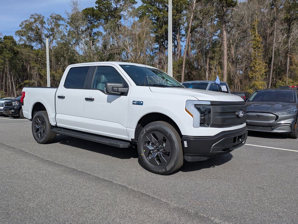 2025 Ford F-150 Lightning Pro SuperCrew AWD