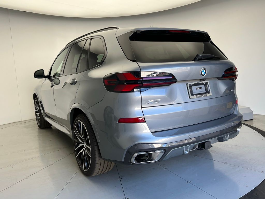 Thumbnail: 2025 BMW X5 - 4