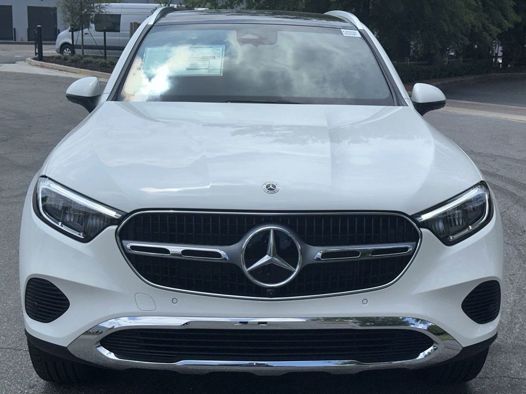 2024 Mercedes-Benz GLC GLC 300 3