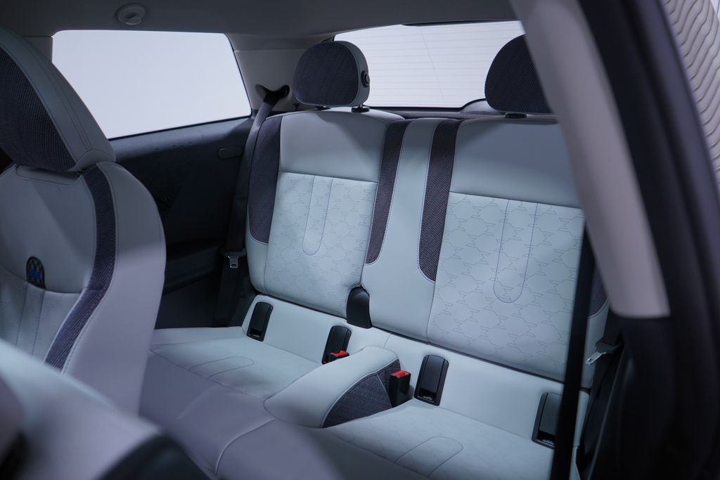 Thumbnail: 2026 MINI Cooper - 9