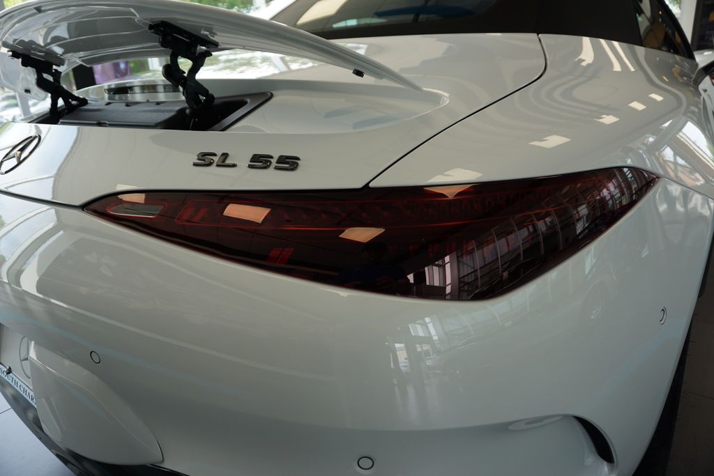 Thumbnail: 2025 Mercedes-Benz SL-Class - 15