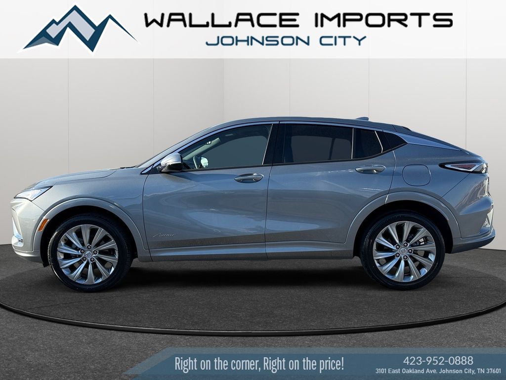 View vehicle photo 2